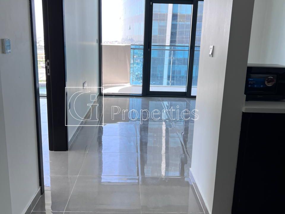 Fully Canal View | Prime Location | Ready To Move - 4