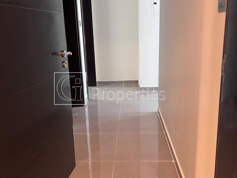 Fully Canal View | Prime Location | Ready To Move - 11