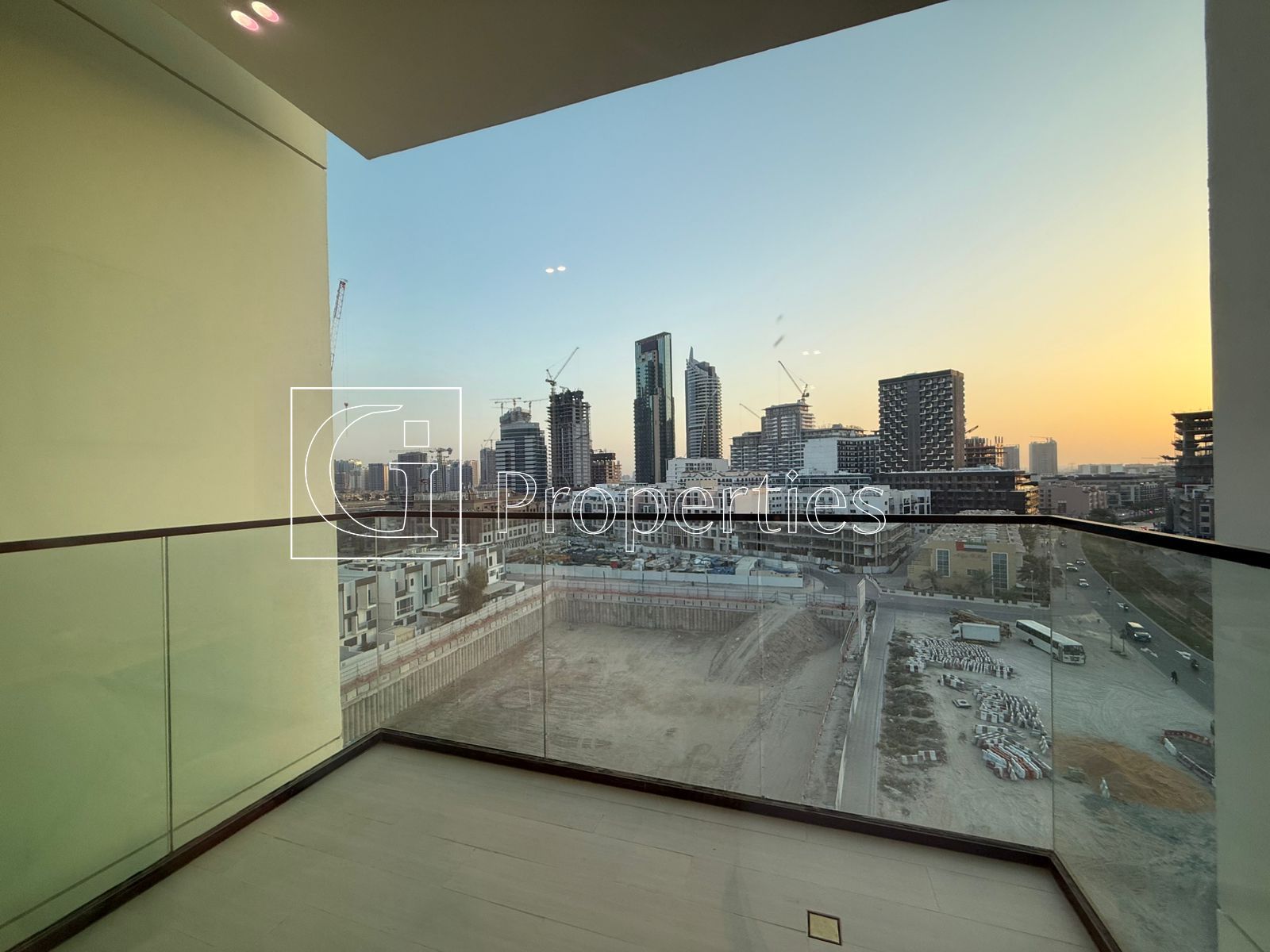 Furnished | Great View | Flexible Pay | Best Deal - 14