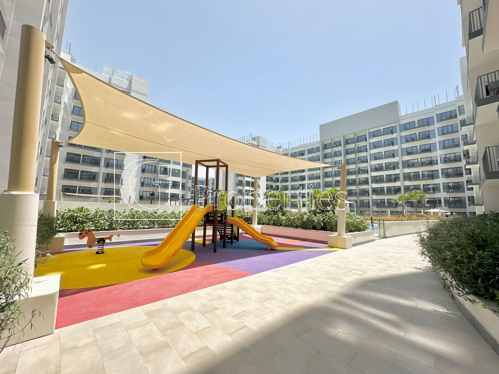 Luxury Studio | High ROI | Prime Location - 11
