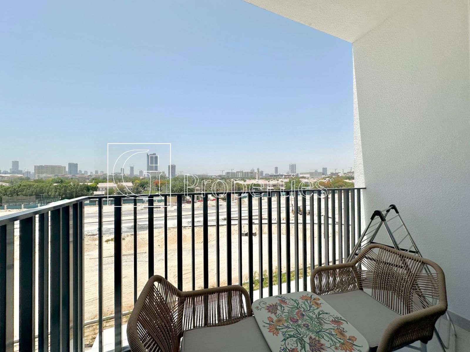 Luxury Studio | High ROI | Prime Location - 14