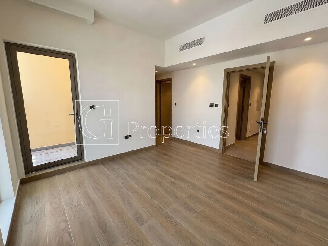 Waterfront Lifestyle | Elegant 4BR | Soon Handover - 5
