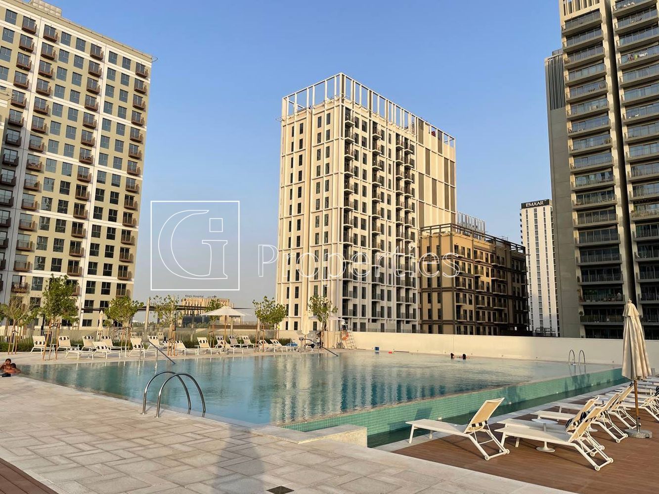 Modern 2BR | Furnished | Walk to Mall & Park - 15