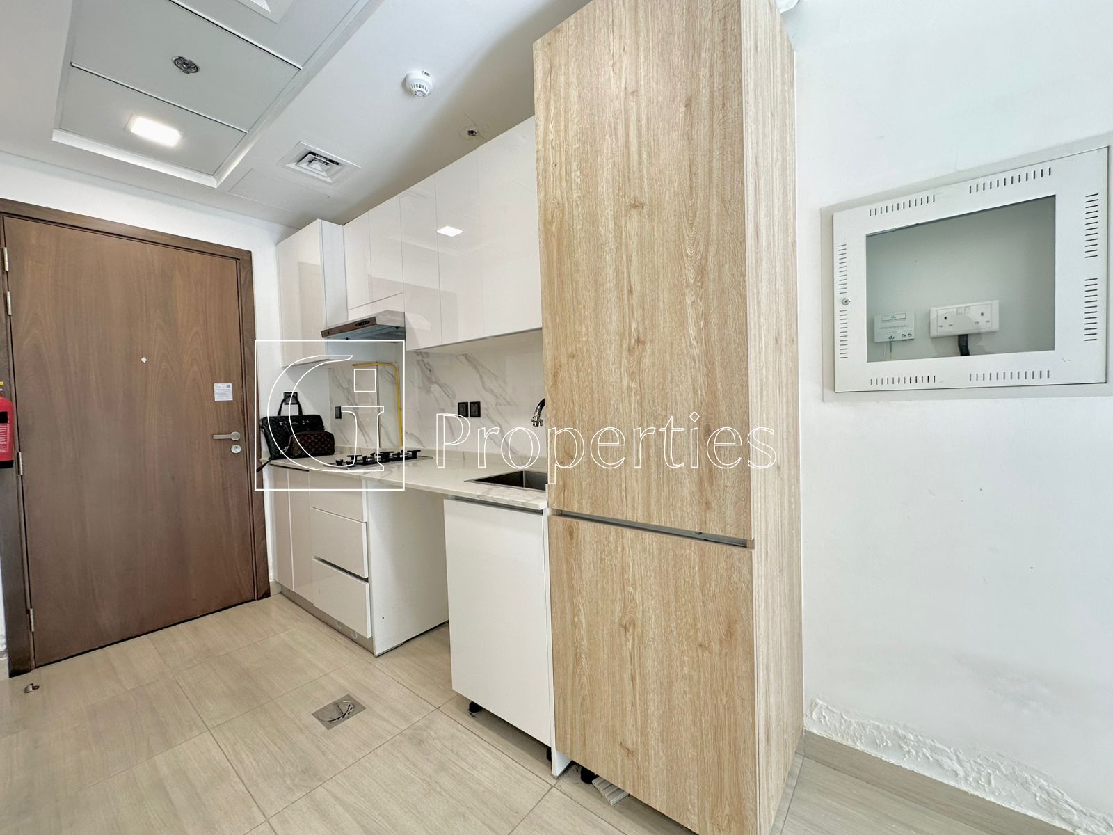Pool View | Big Terrace | Spacious Studio - 5