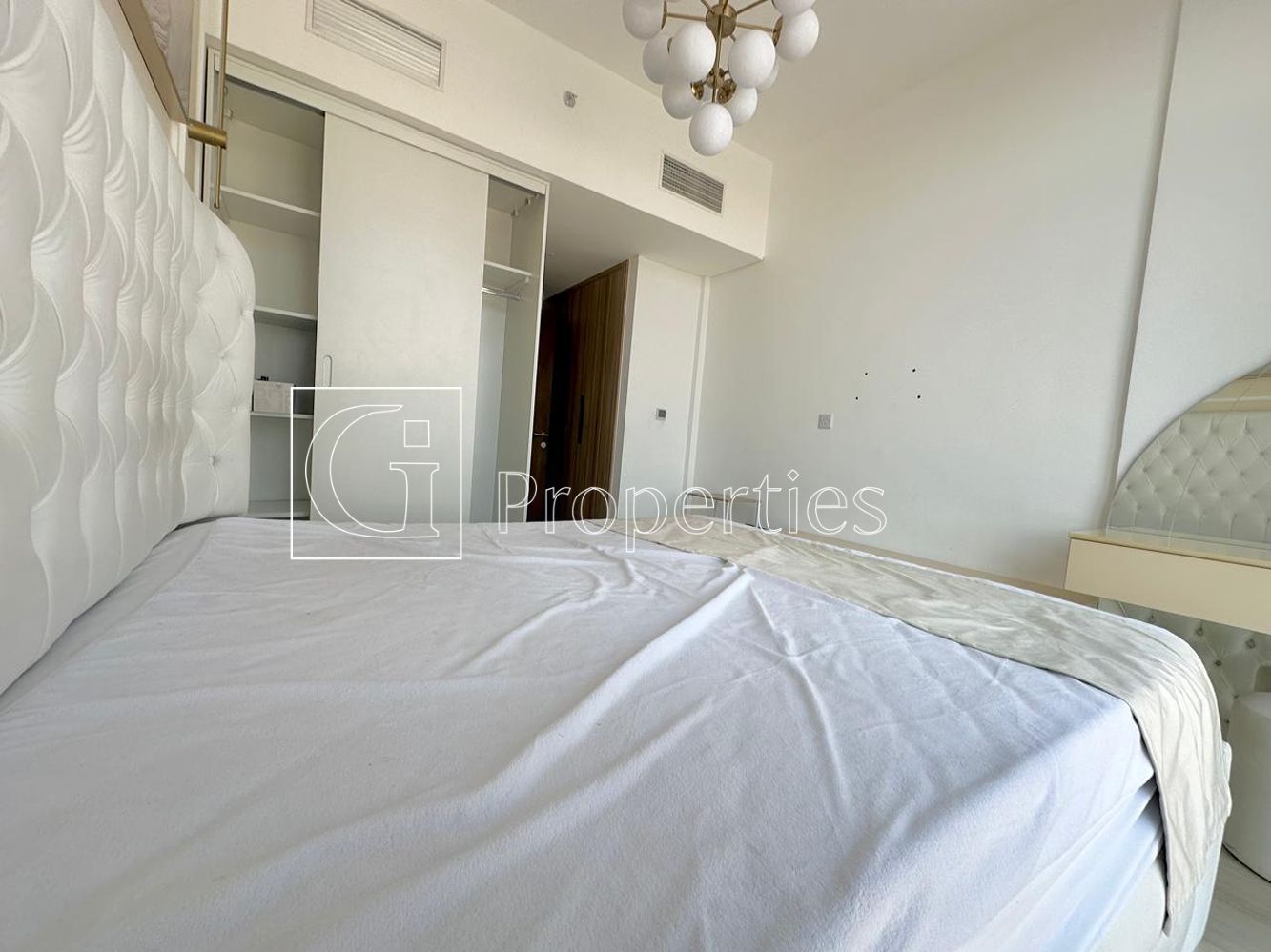 Pool View | Large Terrace | Spacious 1BR - 8