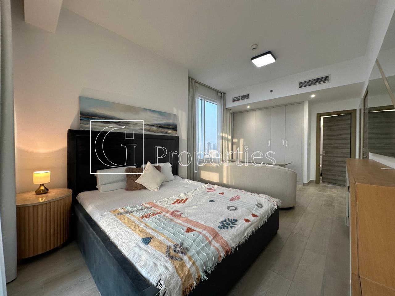 Newly Upgraded | Modern 2BR | Elegant Finished - 17