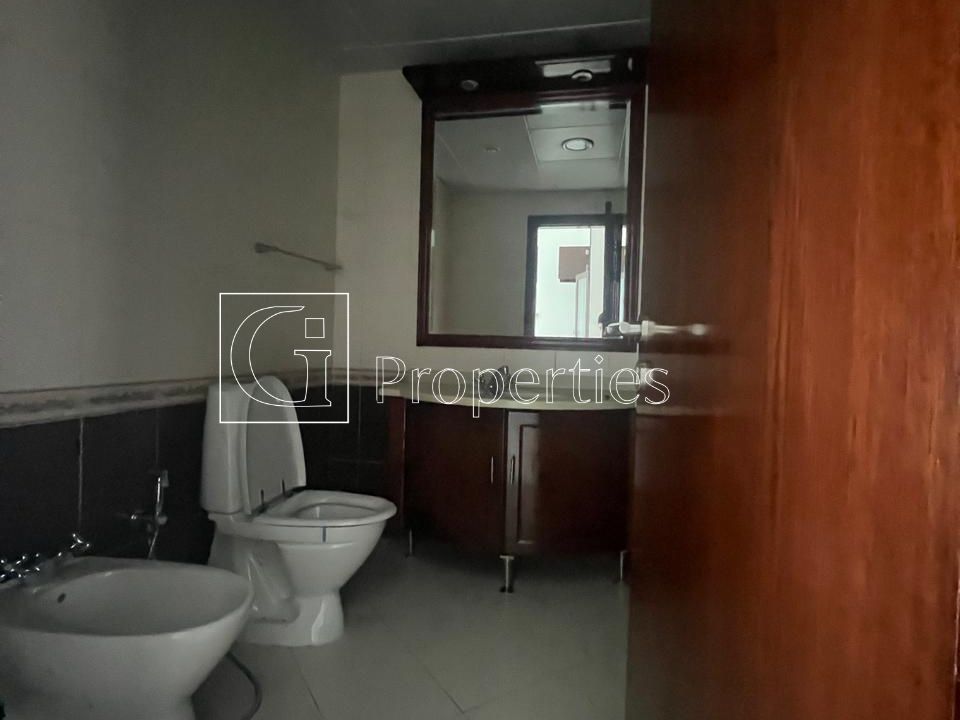 Elegant 2BR | Best Price | Vacant Soon - 15