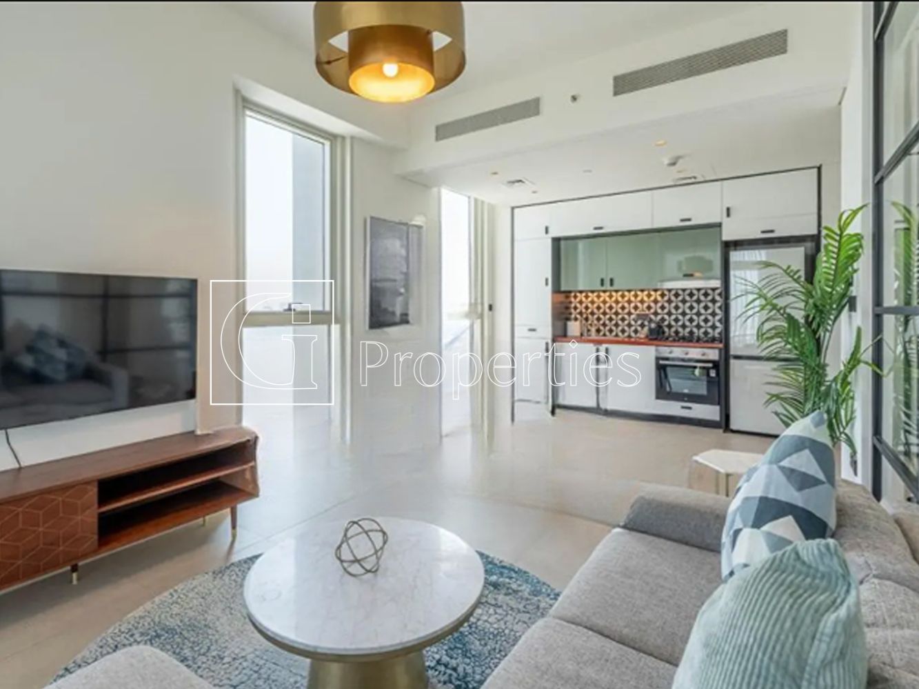 2BR Corner Apartment | Stylish Furnished - 4