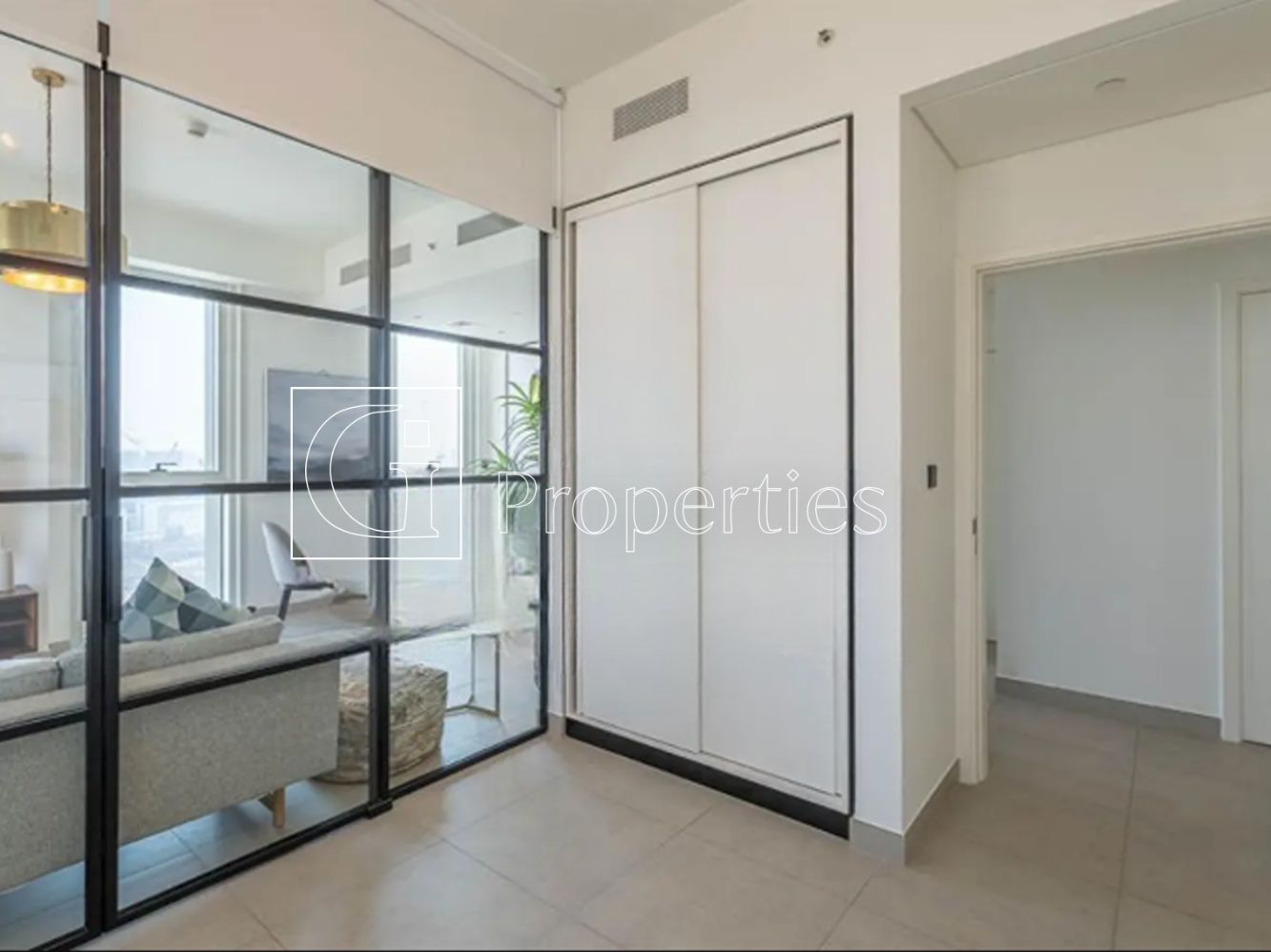 2BR Corner Apartment | Stylish Furnished - 6