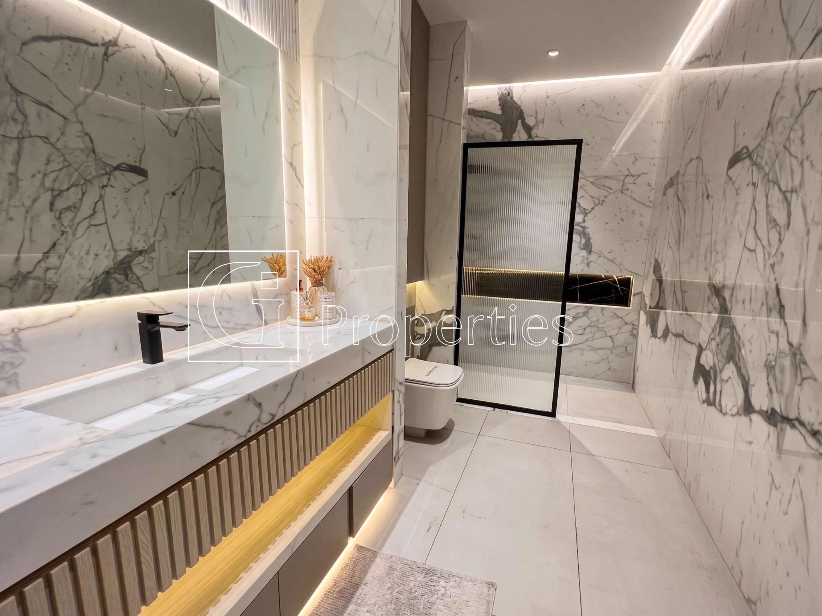 Luxury Living | Modern Apartment | Prime Location - 7