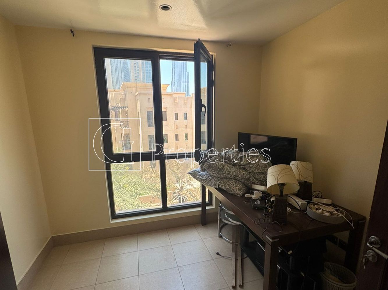 Burj Khalifa View | Study Room | 2 Cheques - 4