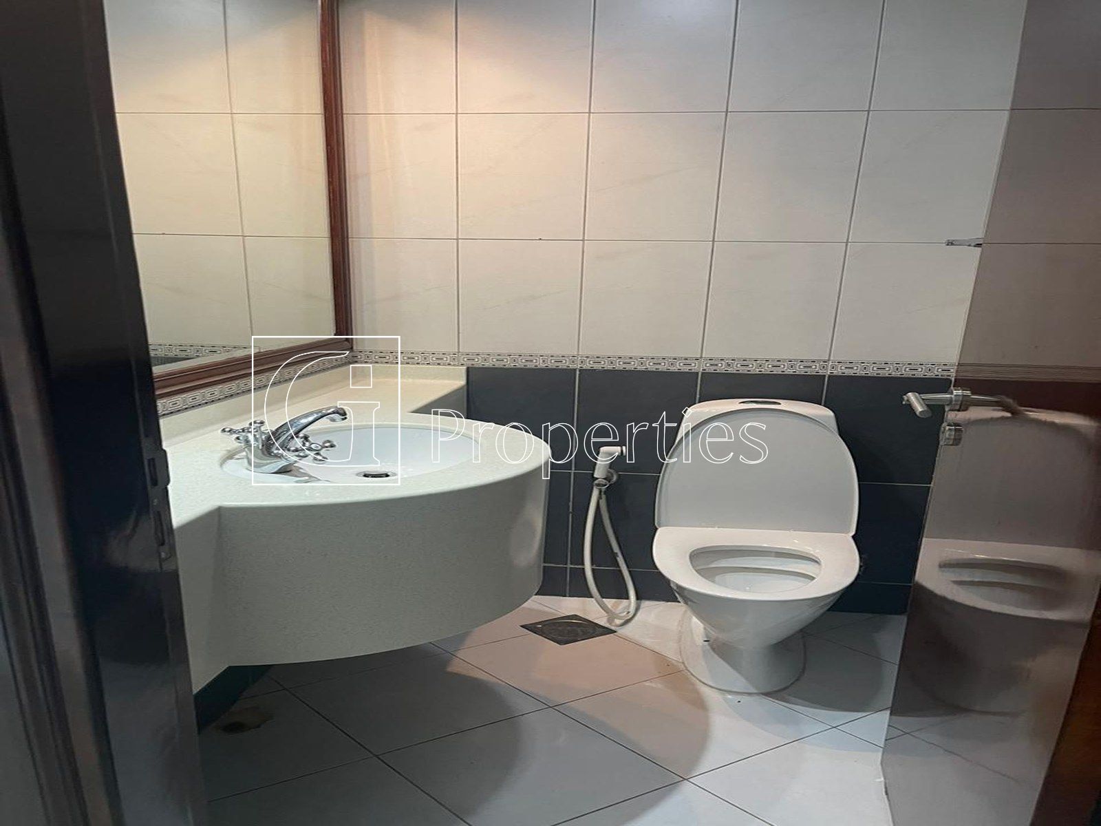 Spacious 1BR | Vacant Now | Ready to Move - 11