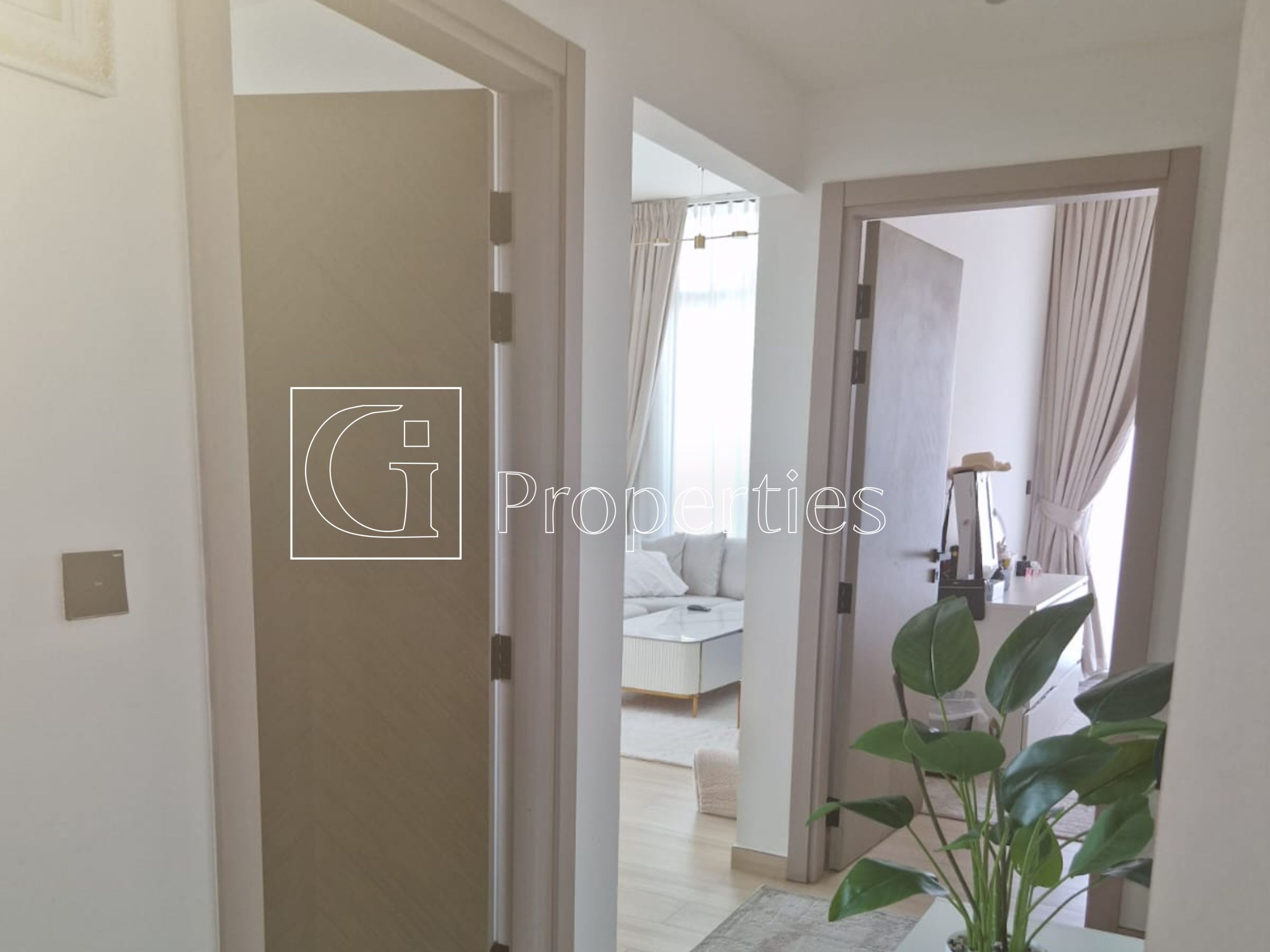 Move In Ready | Pool View | Fully Furnished - 11