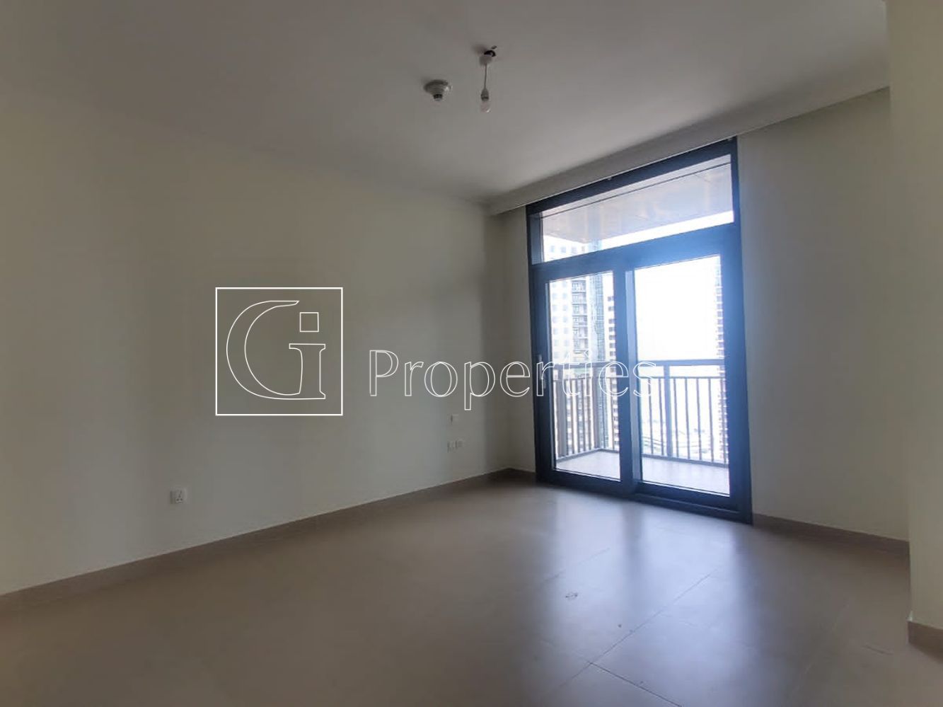 Creek Living | Spacious | Ready to Move In - 4
