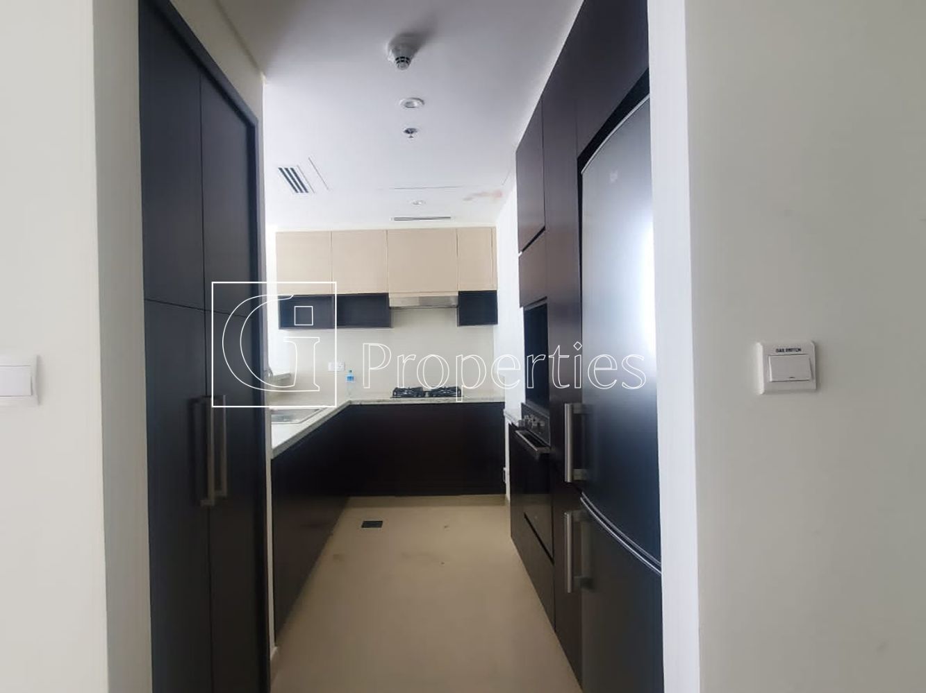 Creek Living | Spacious | Ready to Move In - 8