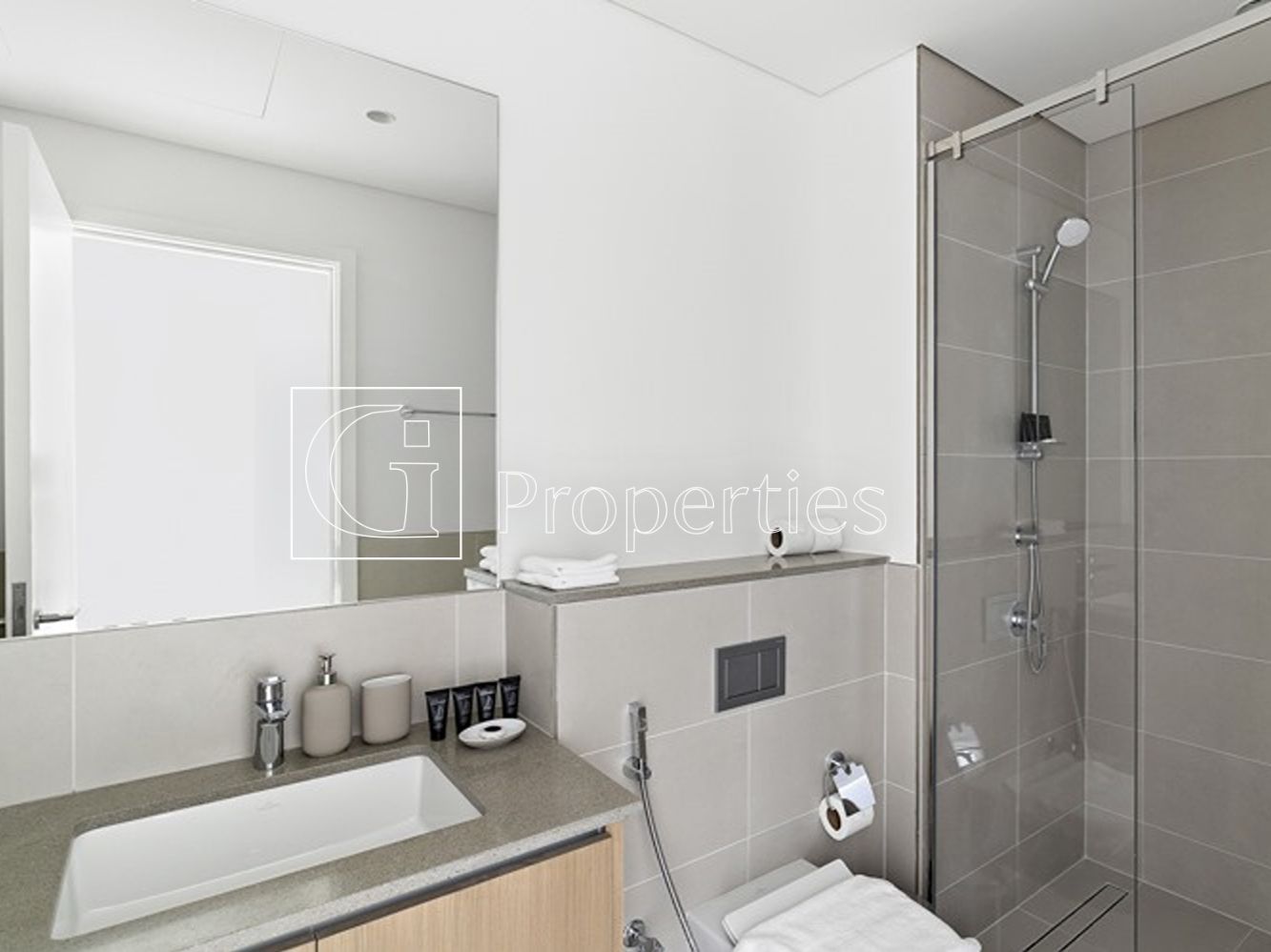 Fully Furnished | Hot Deal | Amaazing view - 18