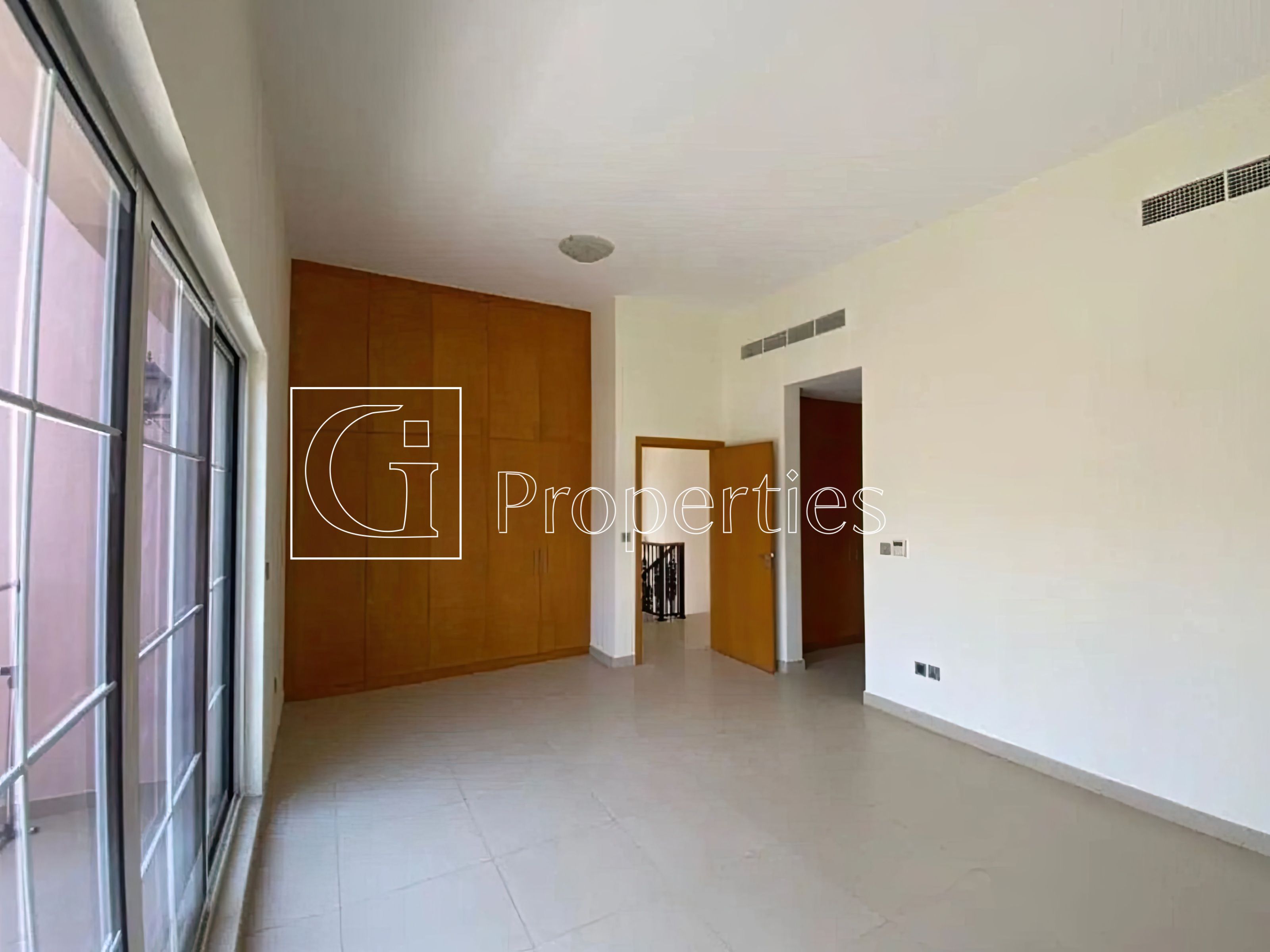 4BR Villa | Ready To move | Unfurnished - 9