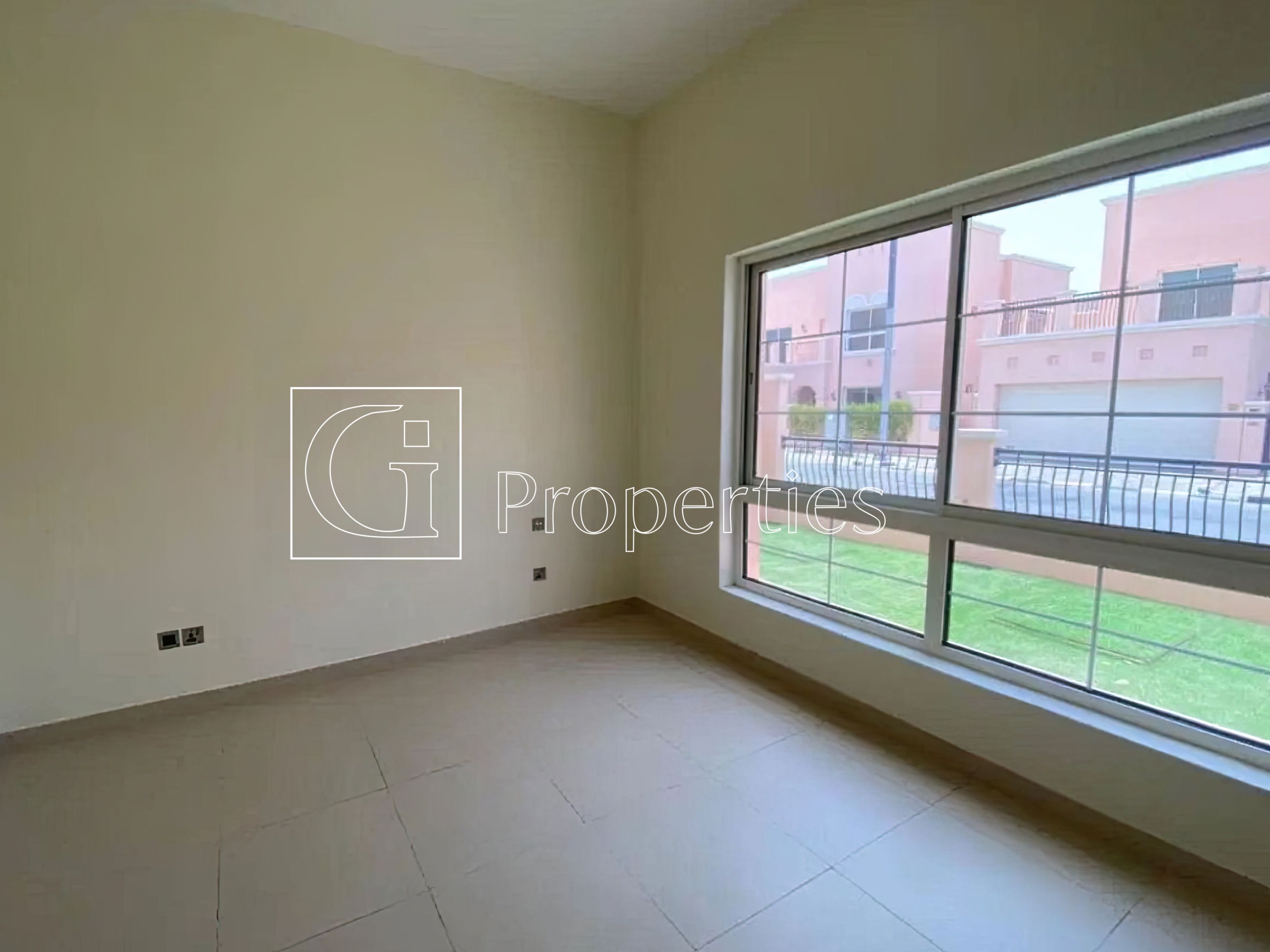 4BR Villa | Ready To move | Unfurnished - 10