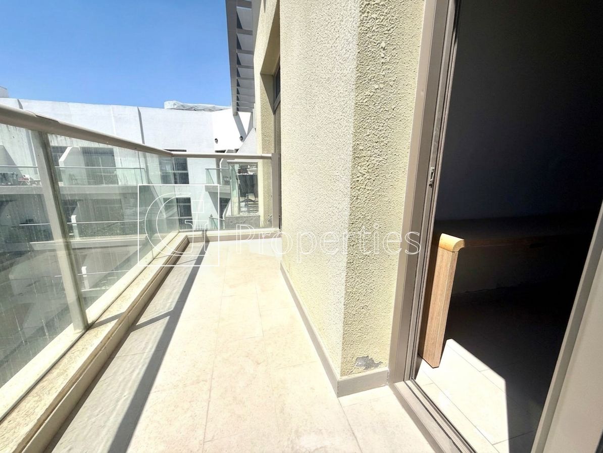 Below OP | Facing Pool View | High Floor - 5