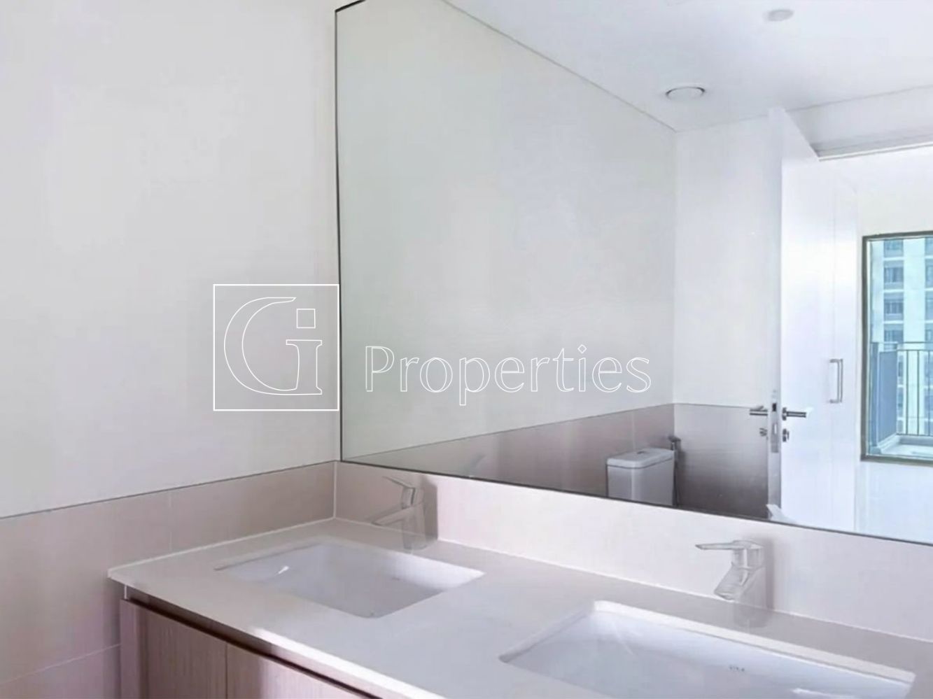 CORNER UNIT | SPACIOUS | VACANT - 12