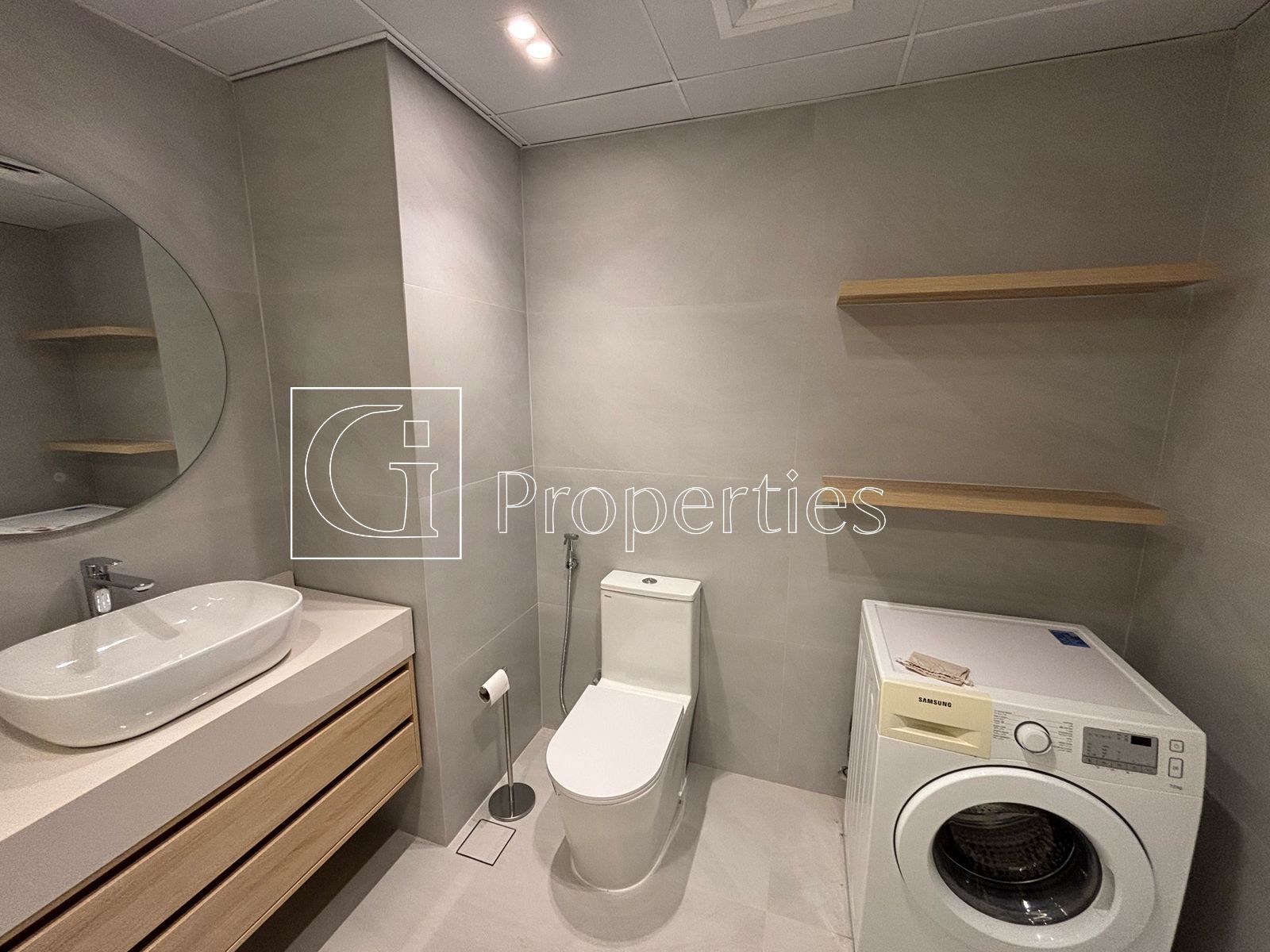 Spacious Studio | Great Furnishing | Vacant - 10