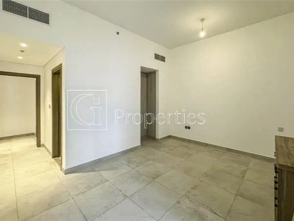Ready to Move | Pool View | Fully Furnished - 4