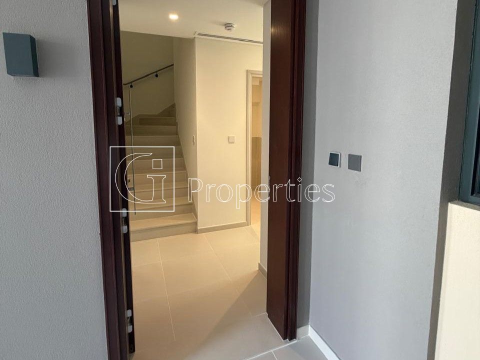 Duplex  | Prime Location | Ready to Move - 13