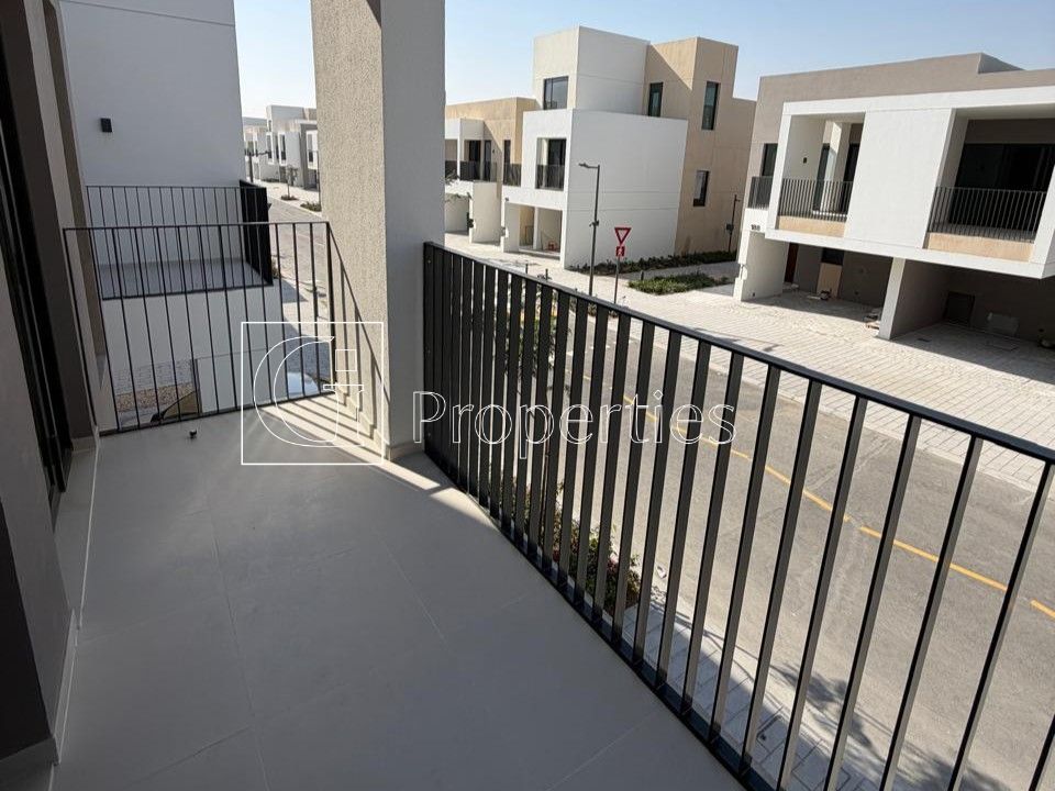Duplex  | Prime Location | Ready to Move - 17