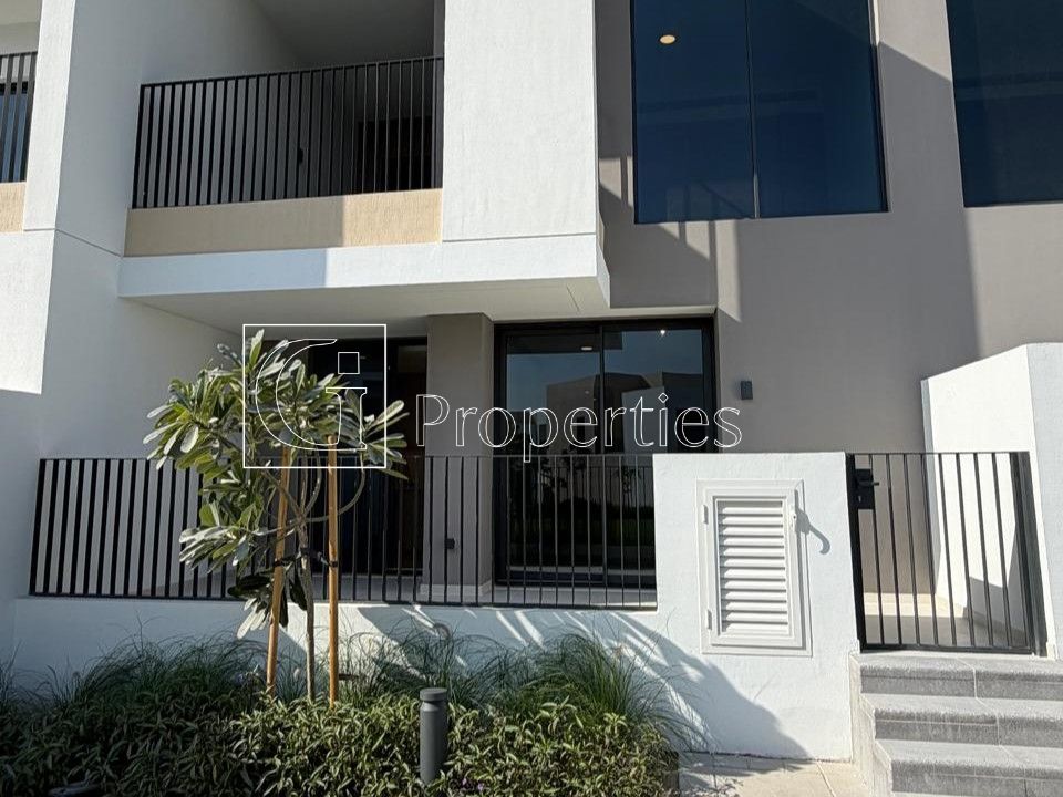 Duplex  | Prime Location | Ready to Move - 19