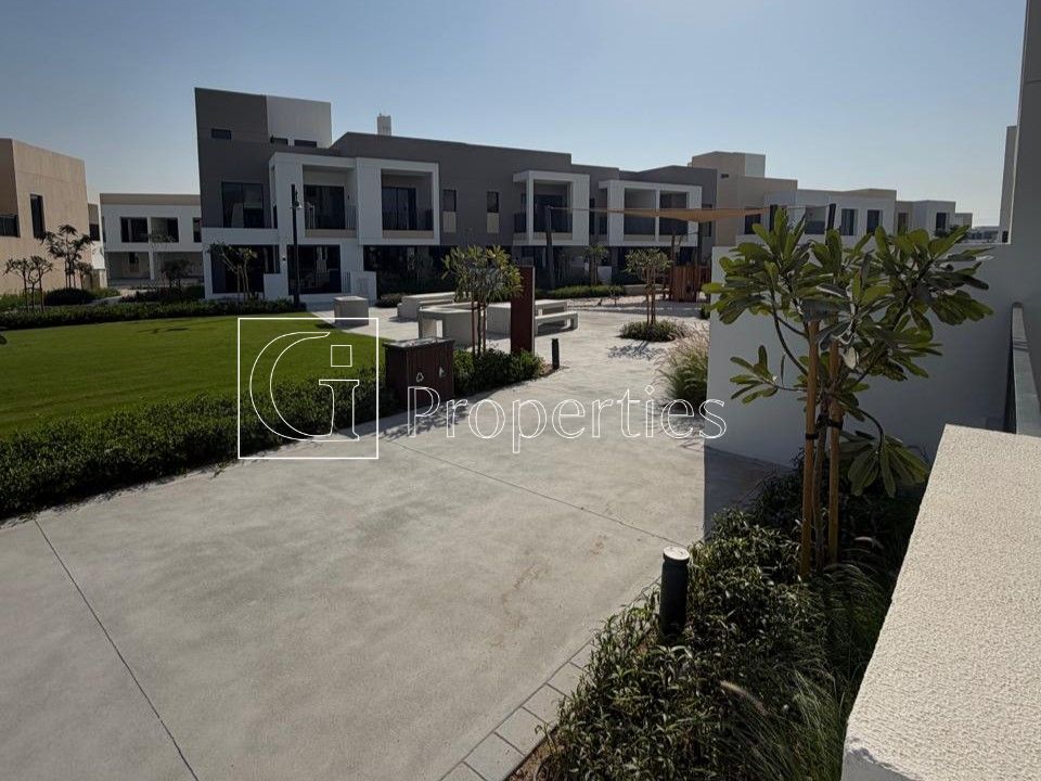 Duplex  | Prime Location | Ready to Move - 20