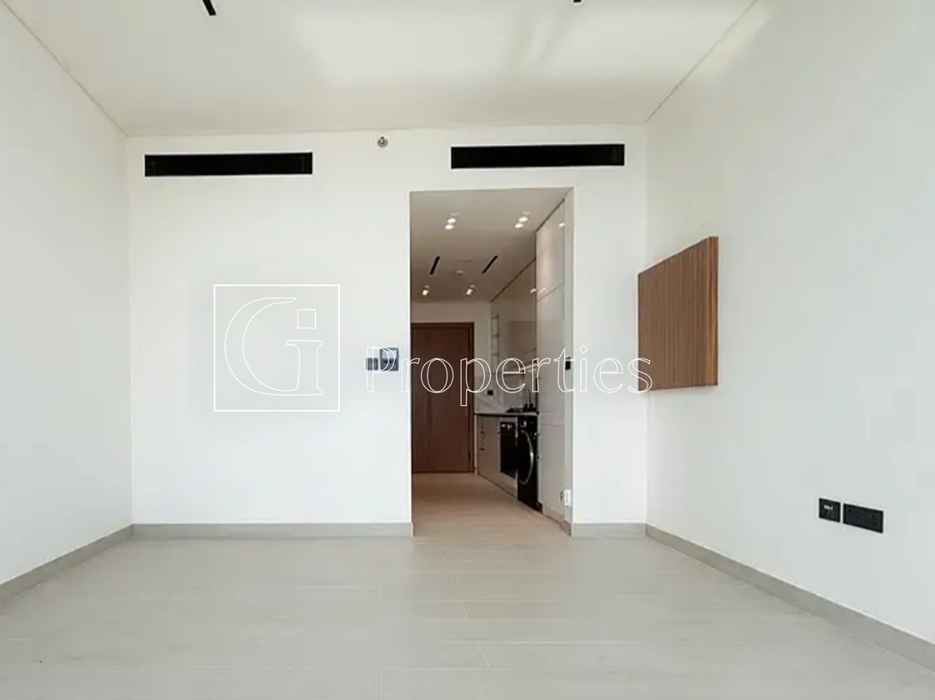 Spacious | Bright | Flexible Pay - 3