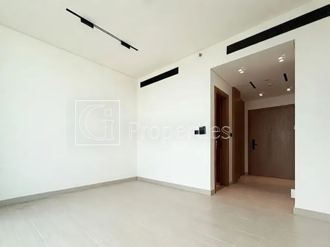 Spacious | Bright | Flexible Pay - 4