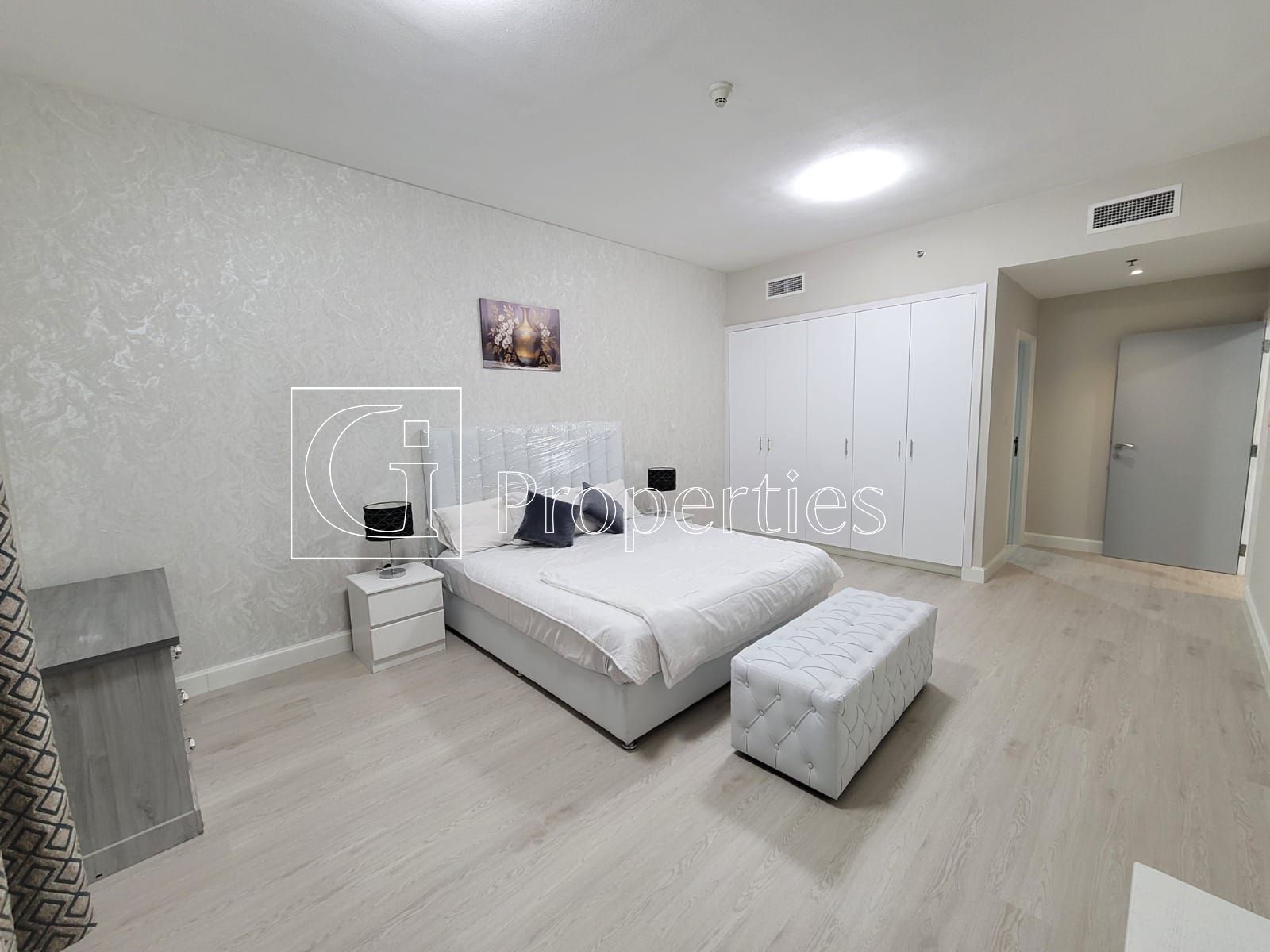 One Month Free | Fully Furnished | High Floor - 7