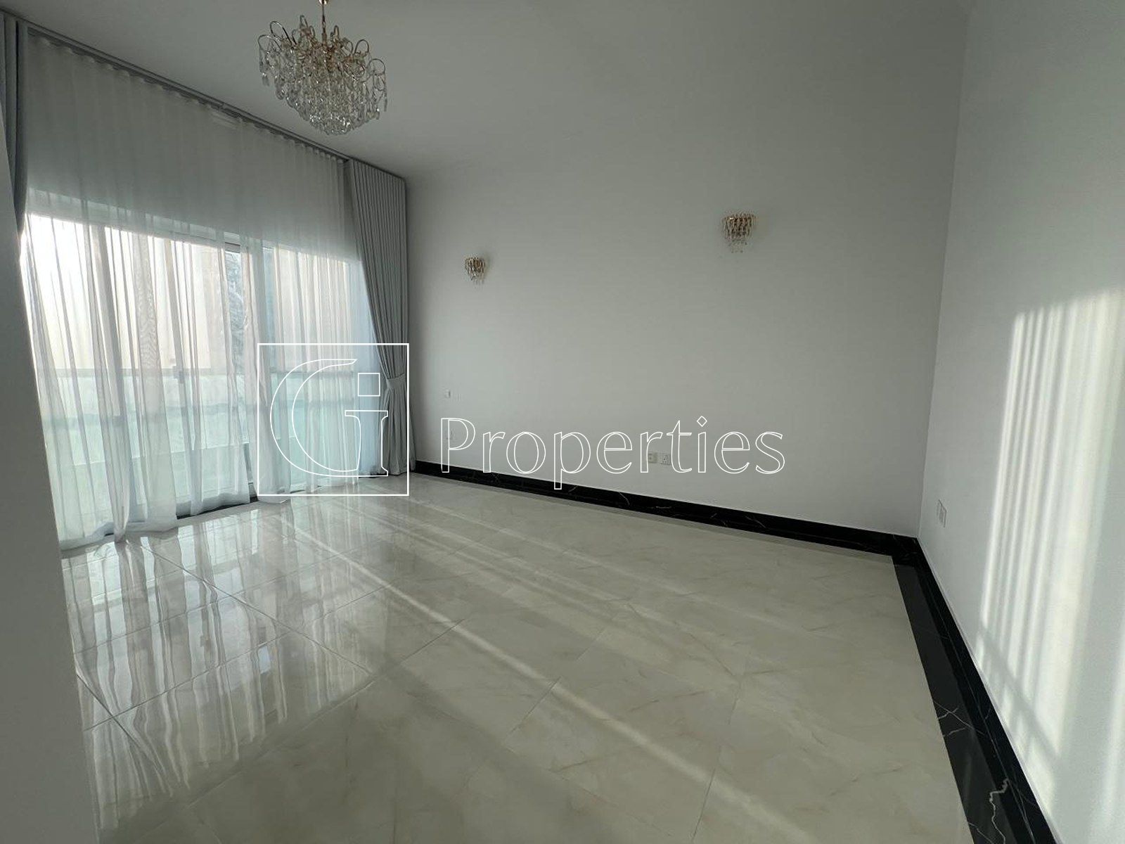 Spacious Layout | Upgraded | Near to Marina Walk - 1