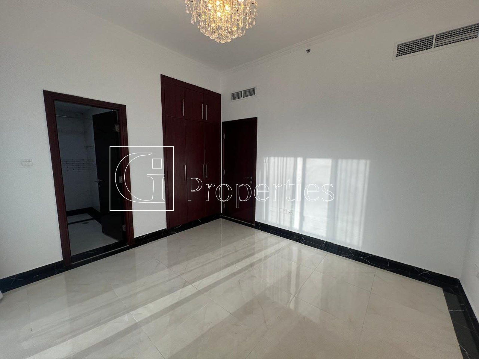Spacious Layout | Upgraded | Near to Marina Walk - 9