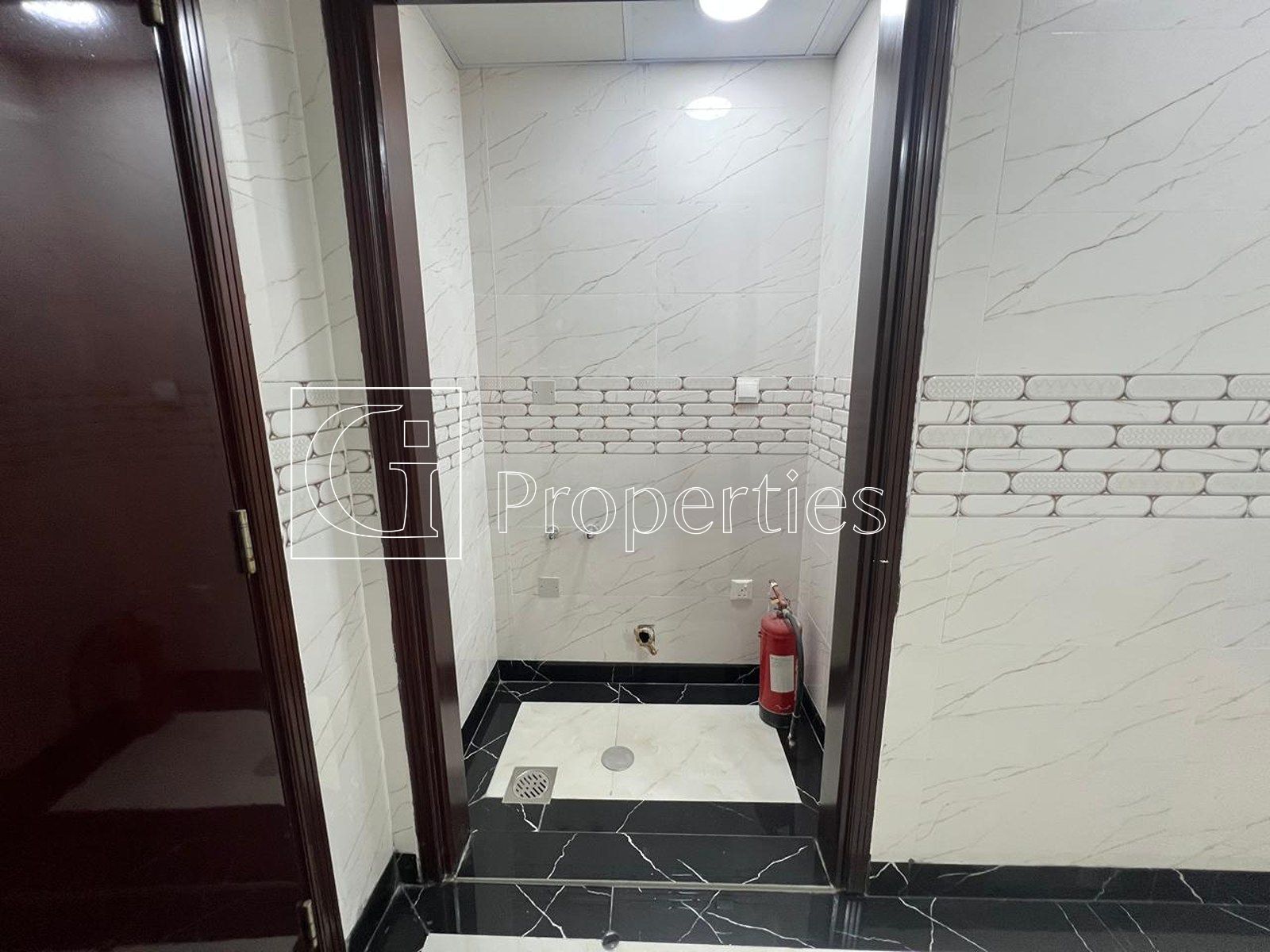 Spacious Layout | Upgraded | Near to Marina Walk - 13
