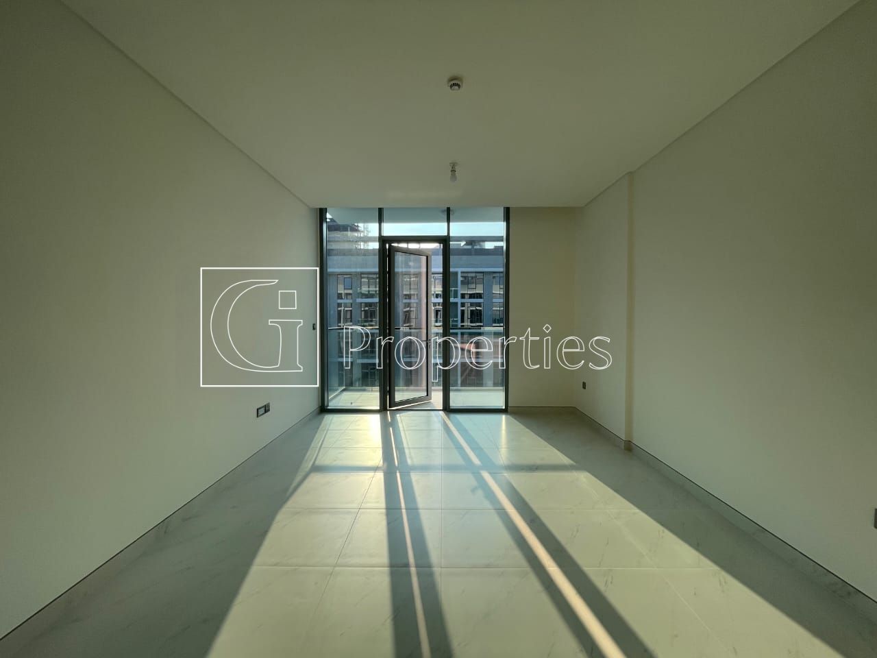 Lagoon View | Modern Layout | Negotiable - 1