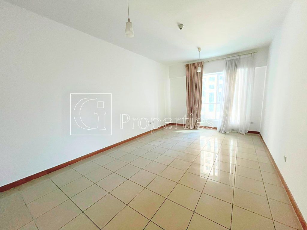 Ready to Move | Spacious | Near Tram | Negotiable - 1