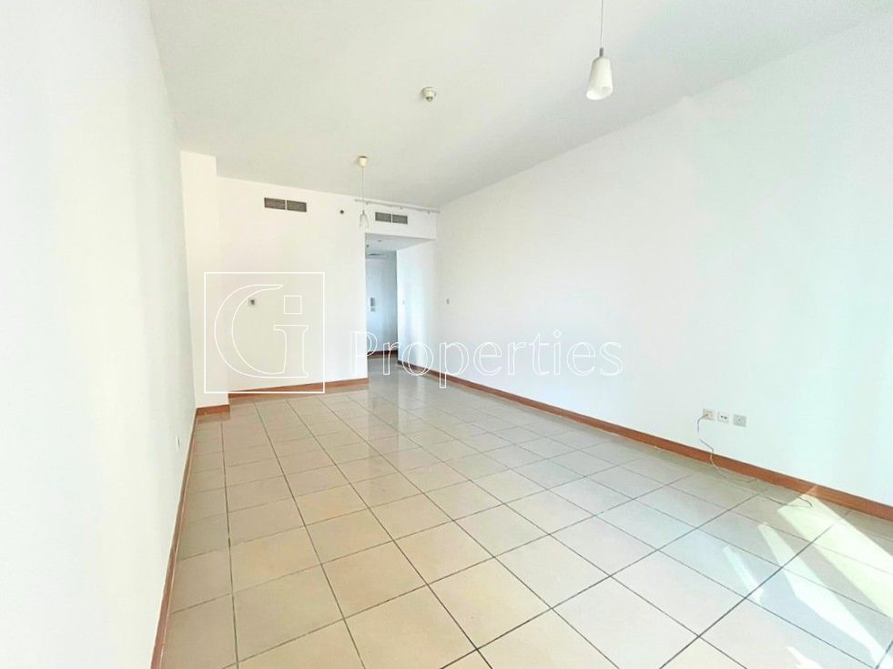 Ready to Move | Spacious | Near Tram | Negotiable - 3