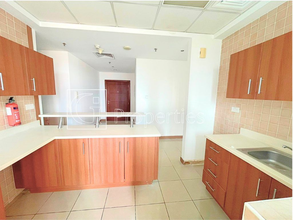 Ready to Move | Spacious | Near Tram | Negotiable - 5