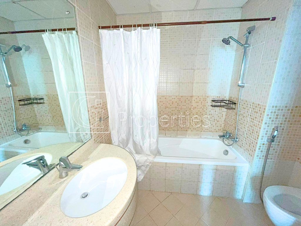 Ready to Move | Spacious | Near Tram | Negotiable - 11