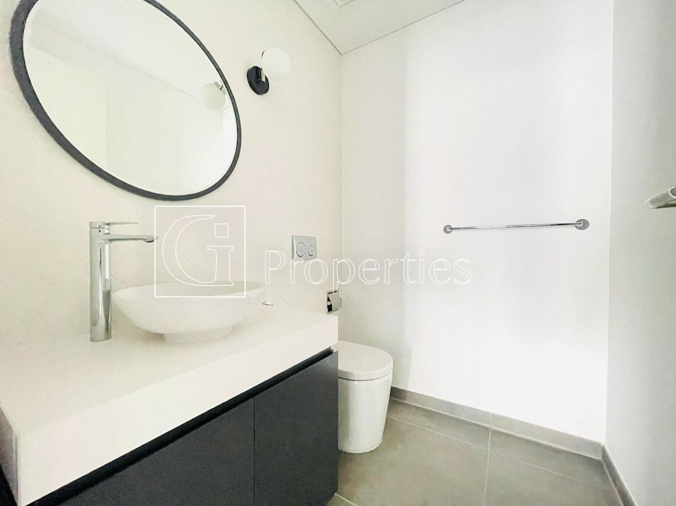 Pool-Facing 1BR | Prime Location | Best Price - 7
