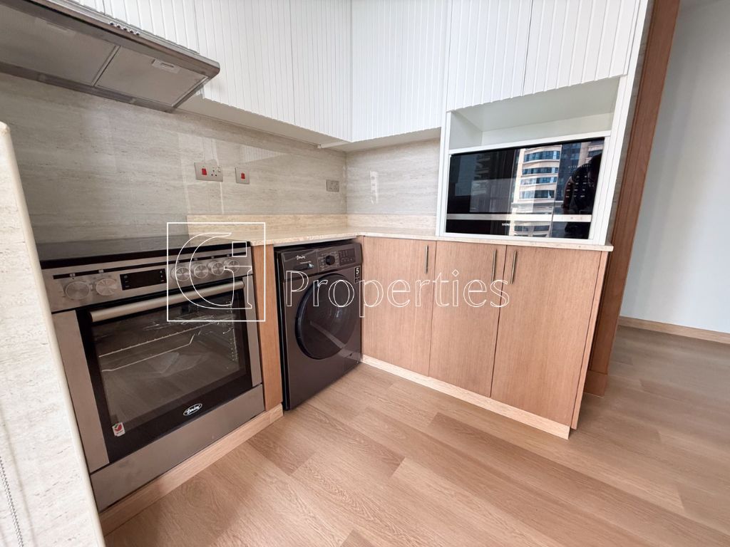 Vacant | Fitted Kitchen | Near Dubai Tram - 5