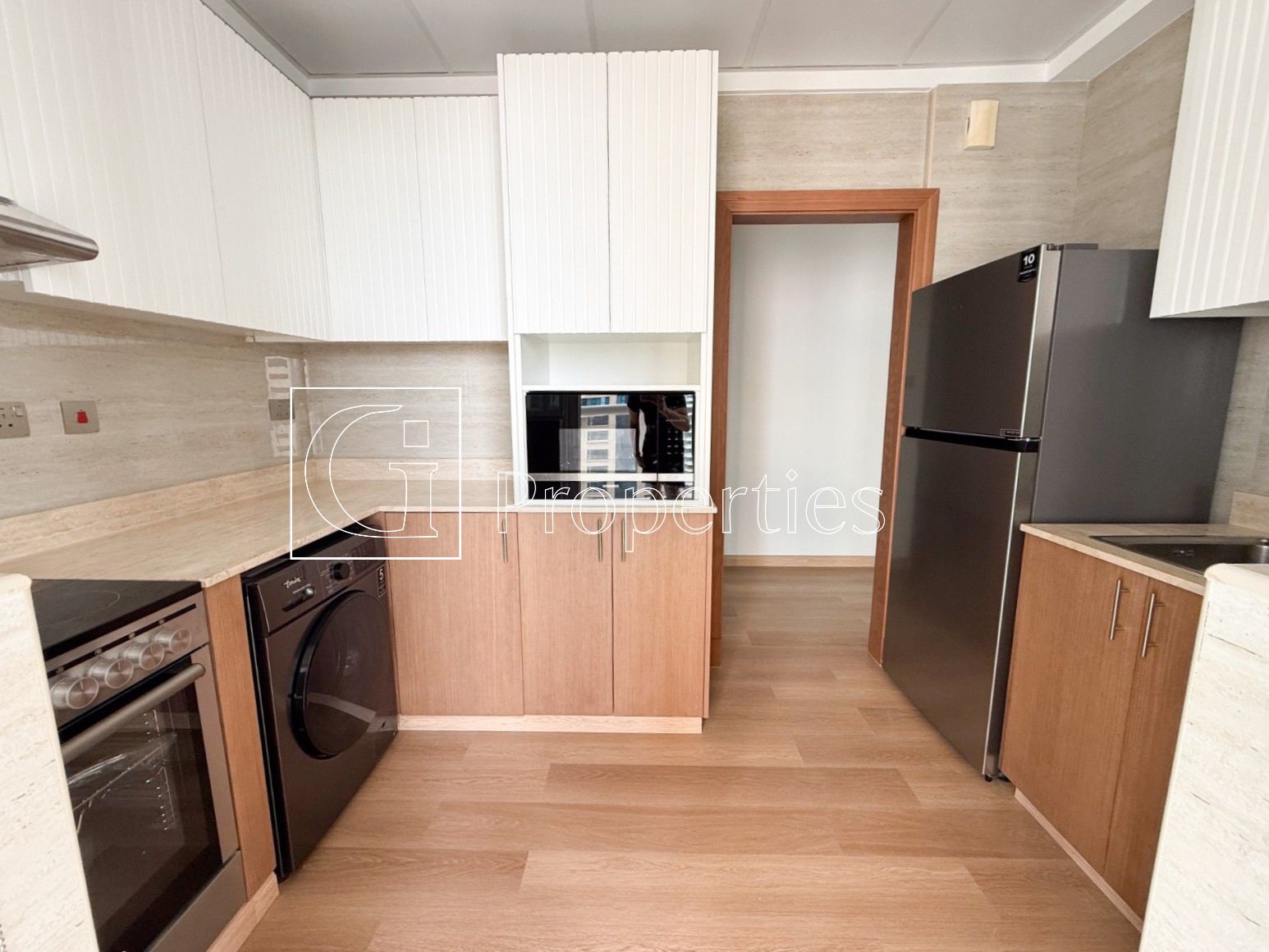 Vacant | Fitted Kitchen | Near Dubai Tram - 6