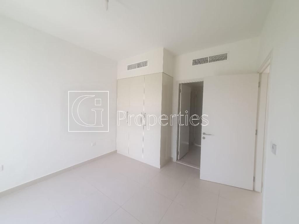 Spacious Layout| Garden Views| Landscaped - 5