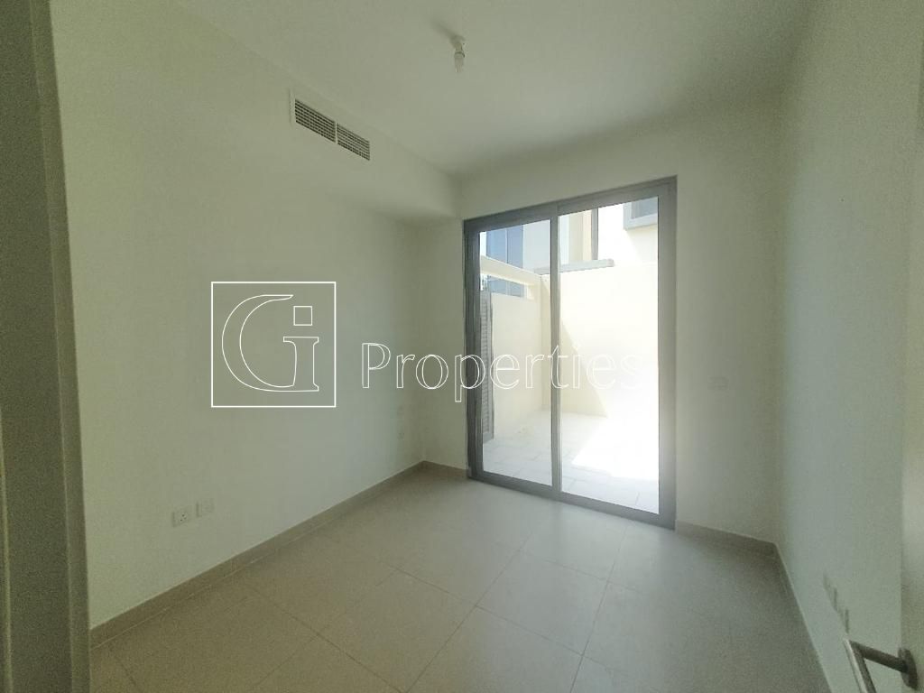 Spacious Layout| Garden Views| Landscaped - 6