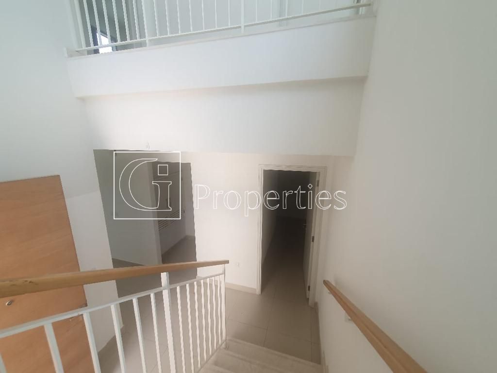 Spacious Layout| Garden Views| Landscaped - 10