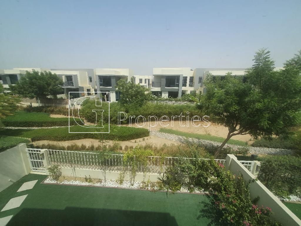 Spacious Layout| Garden Views| Landscaped - 13