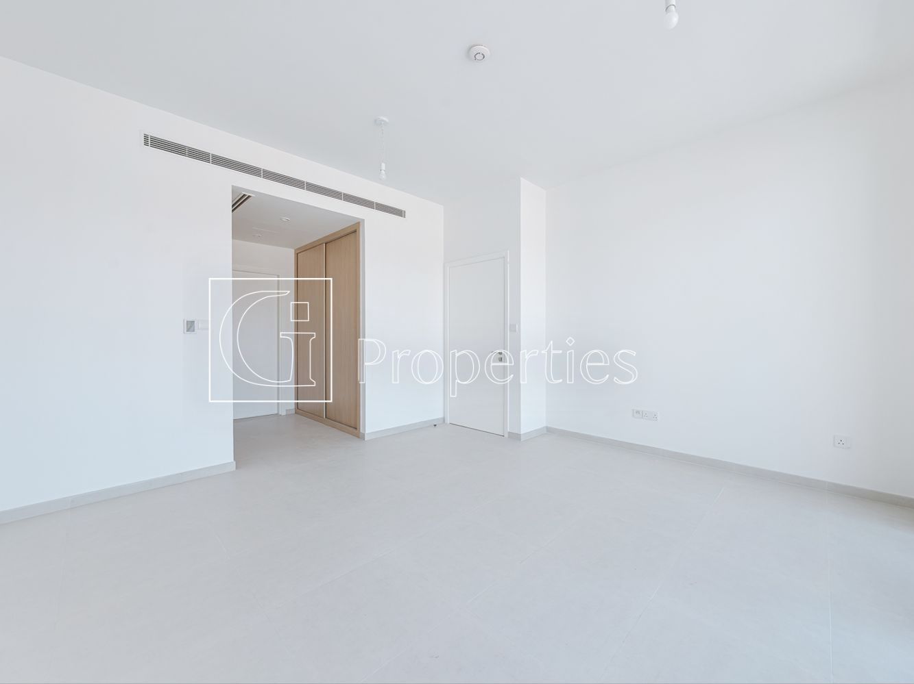Single Row | Large Plot | Best Price - 22