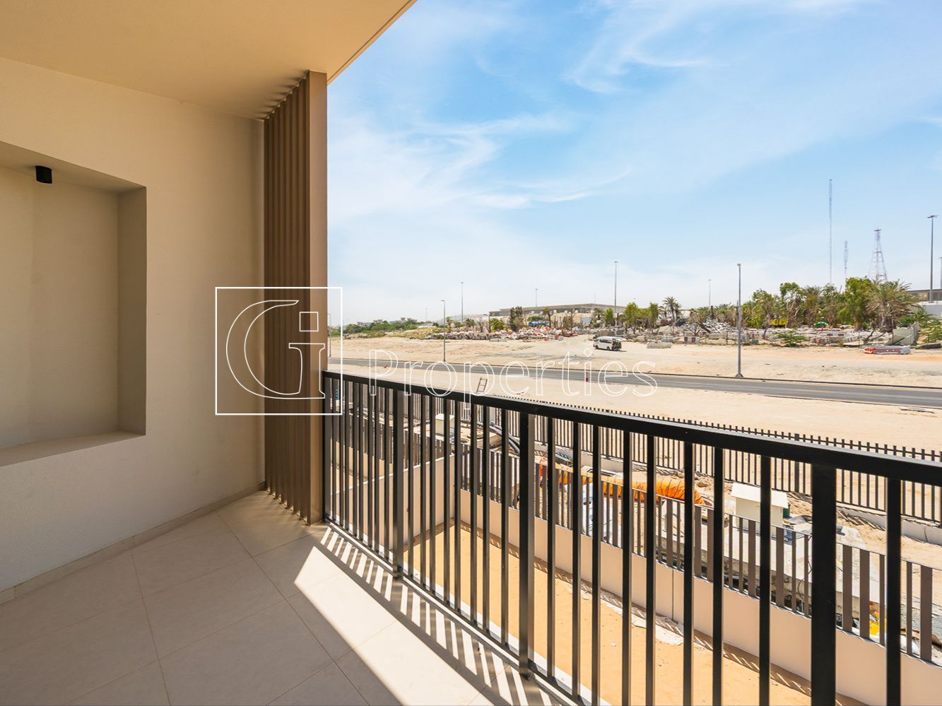 Single Row | Large Plot | Best Price - 32